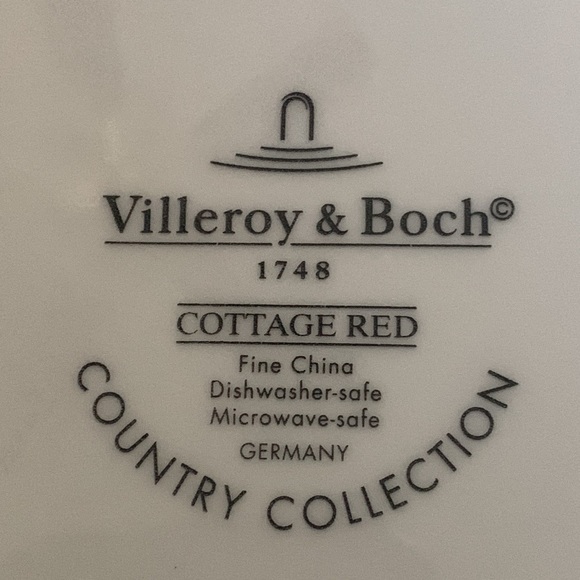 Set of 2 VILLEROY & BOCH Cottage Red Dinner Plates Porcelain Country Collection - Picture 5 of 5